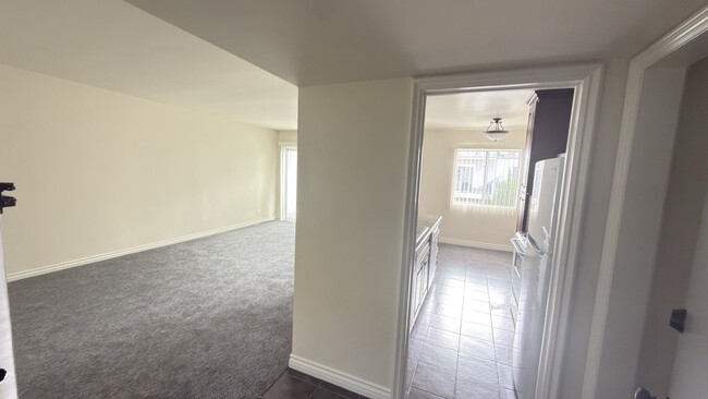 Photo - 13820 Victory Blvd