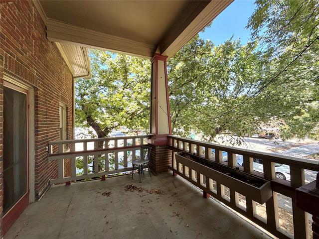 919 N Austin St