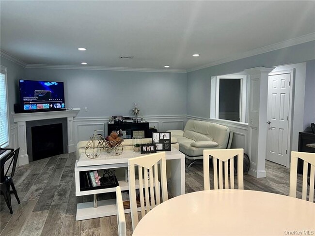 Photo - 145 Montgomery St