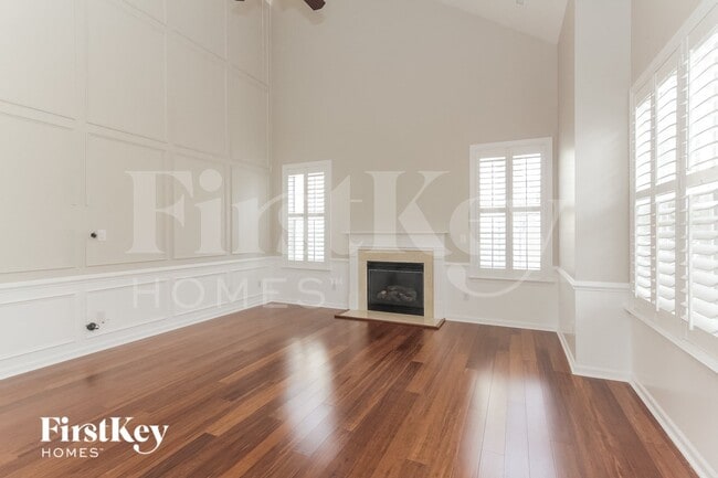 869 Brookdale Ln