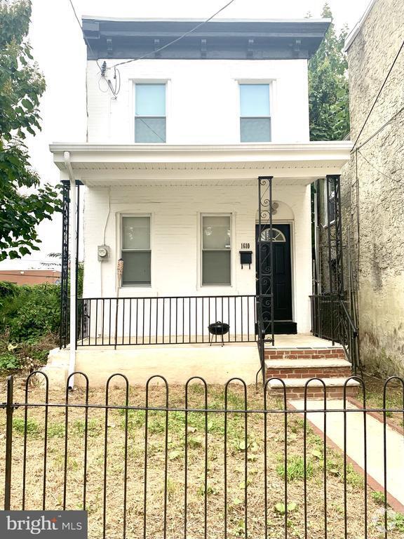 Building Photo - 1610 N 27th St Rental