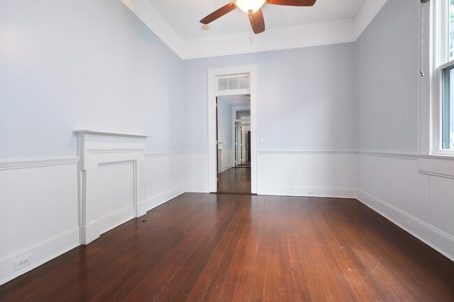 Photo - 918 Spain St