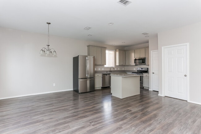 Photo - 1724 Gayla Creek Dr