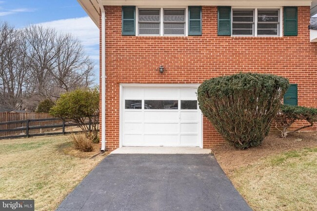 Photo - 12 Earlybird Ave