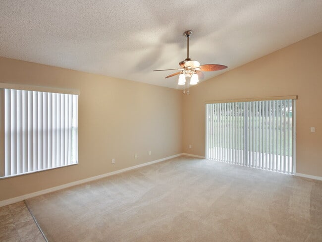 Photo - 3005 Lorimer Ct