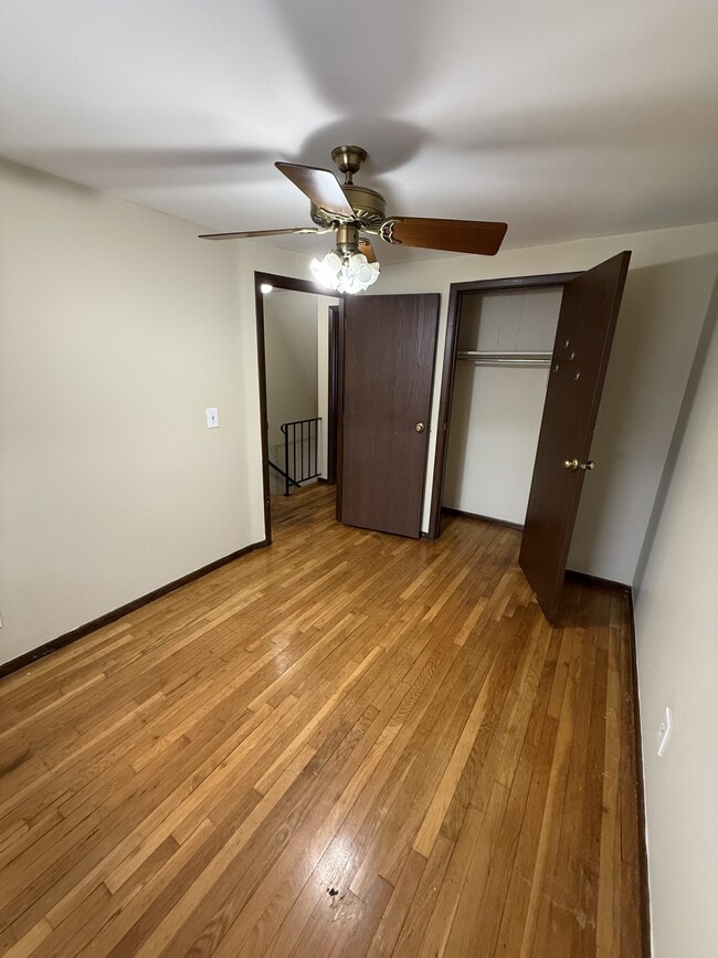 Photo - 5745 Pine Tree St S