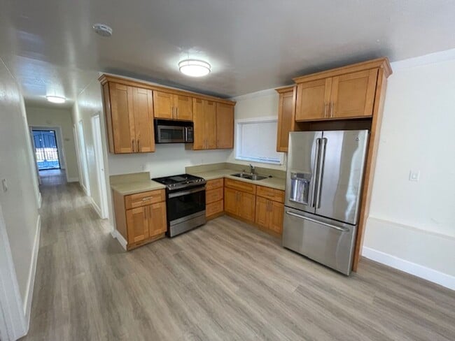 Photo - 1946 E 20th St Unit 1944 E 20th St