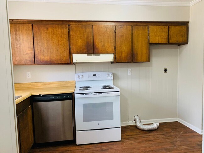 Photo - 606 Elm St Unidad A