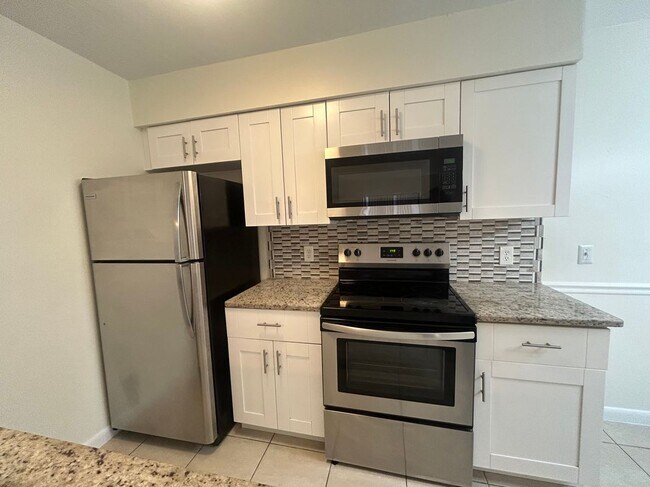 Photo - 5305 Summerlin Rd