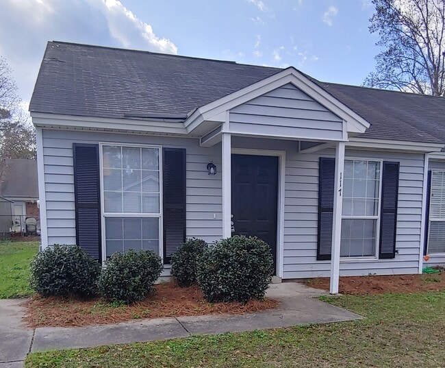 Building Photo - 117 Hunt Club Ct