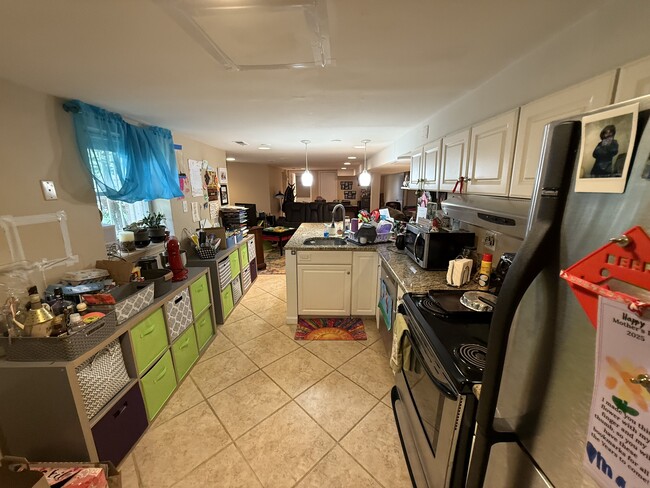 1425 Allison St NW Unit D