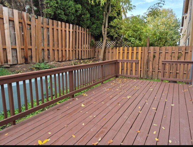 Photo - 3 bedroom - Move In Ready !!