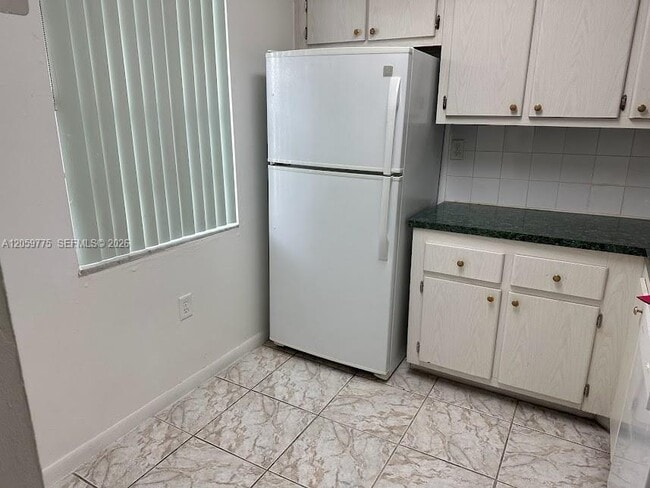 Photo - 9460 Fontainebleau Blvd Unidad 129