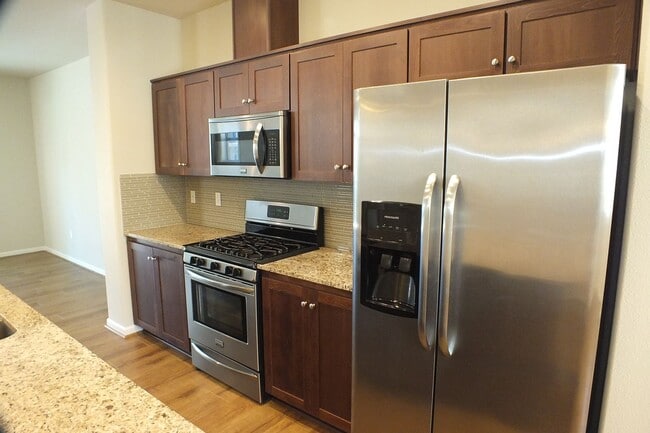Photo - 3 Bedroom Townhome Condo