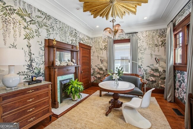 Photo - 788 Lake Ave NE