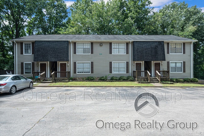 Building Photo - 1936 2nd St NE Unit Apt 4