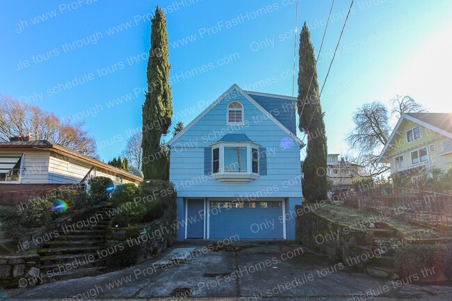 Photo - 930 SE 53rd Ave