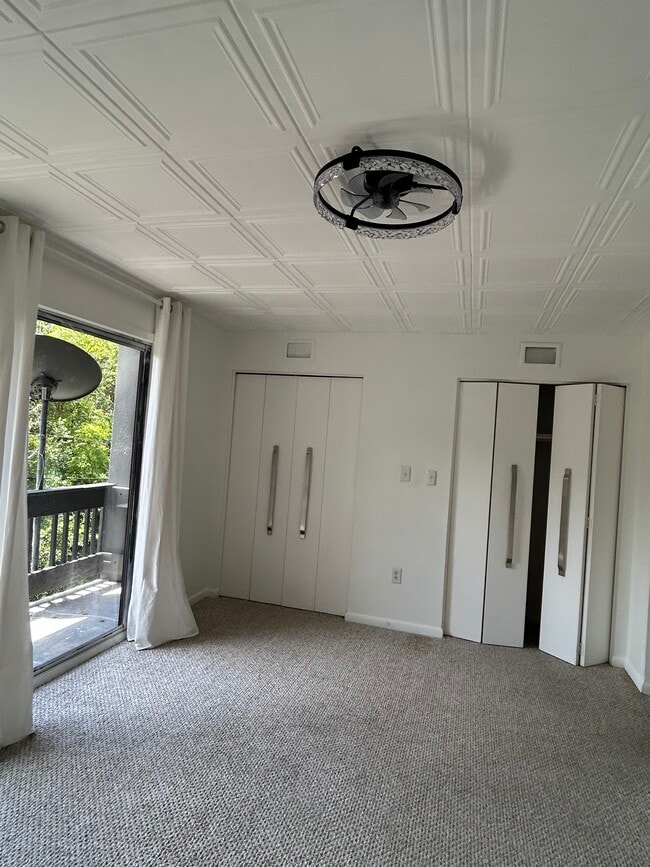161 Hummingbird St