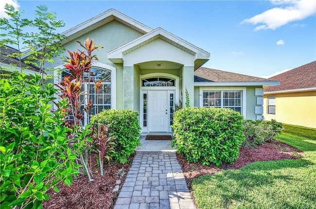 Photo - 520 N Valencia Cir SW