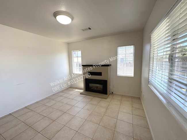 Photo - 130 Twitchell St