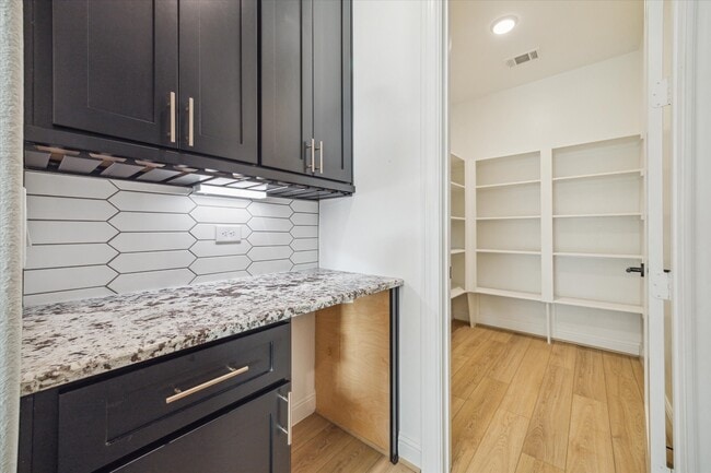 Photo - 28207 Cedar Peak Dr