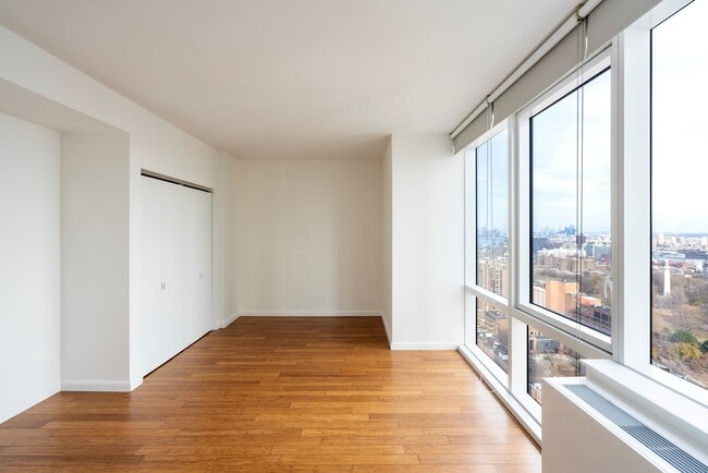 Photo - 66 Rockwell Place