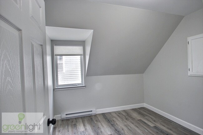 Photo - 153 St. George St Unit D