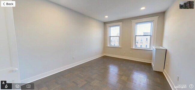 Photo - 31 Queensberry St Unit 16