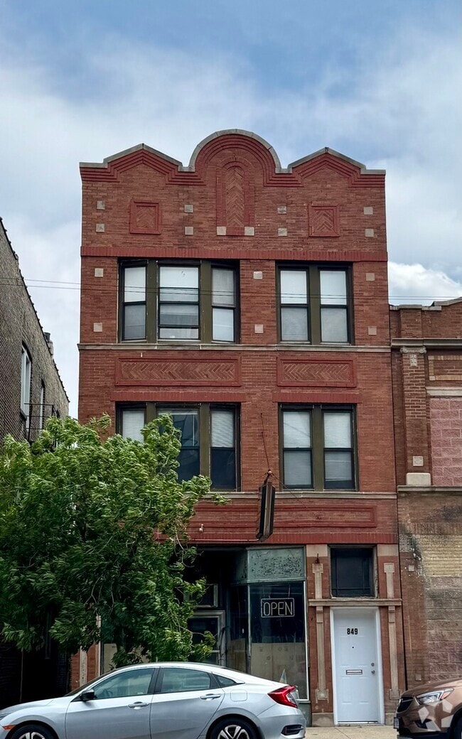 Building Photo - 849 N Western Ave Unit 2 Rental