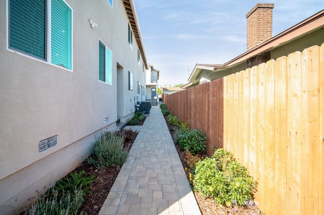 Photo - 3553 Sabina St Unit 3553