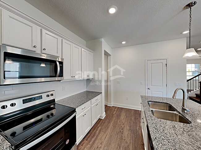 Photo - 46 Carlitos Way