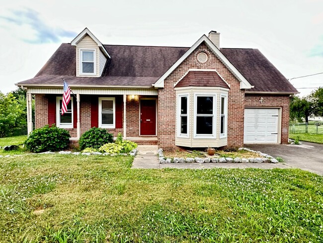 Photo - 642 Gardendale Ln House