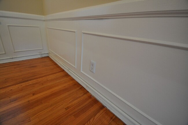 Photo - 11720-26 Magnolia Blvd Unit 11722.5