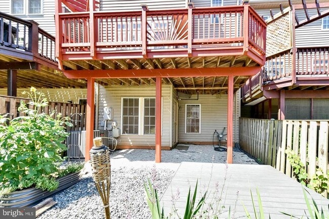 Photo - 14422 Fowlers Mill Dr