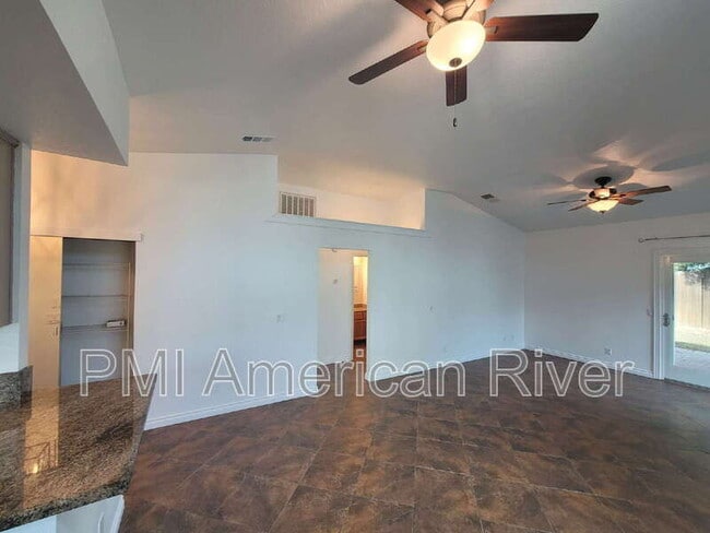 Photo - 3041 Wolfe Ct