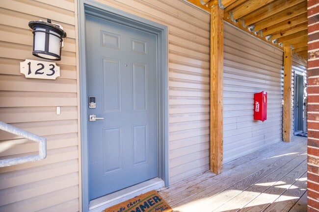 Photo - 414 Delaware Ave