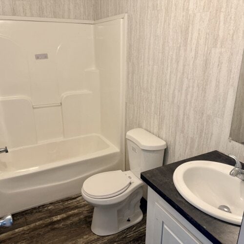 Photo - 110 Jones St