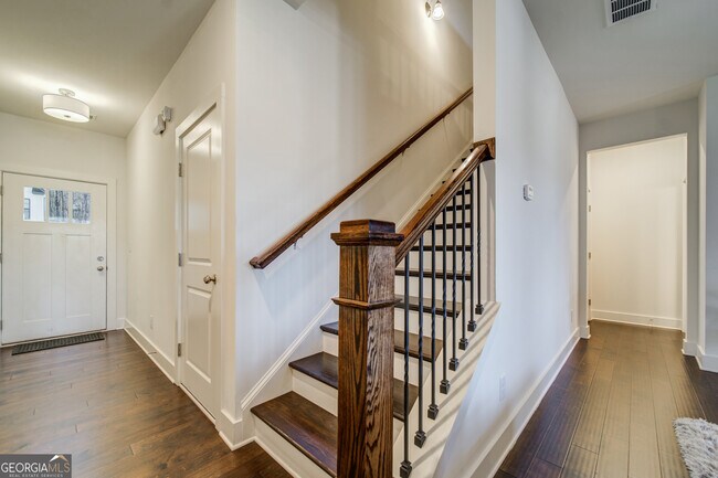 Photo - 96 Auburn Gate Ln