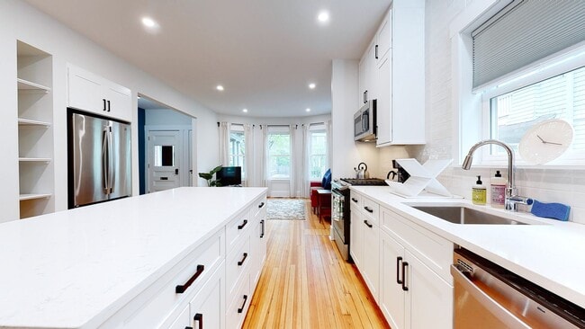 Photo - 276-278 Willow St Unit 1