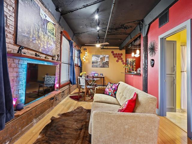 Photo - 910 Houston St Condo Unit 305