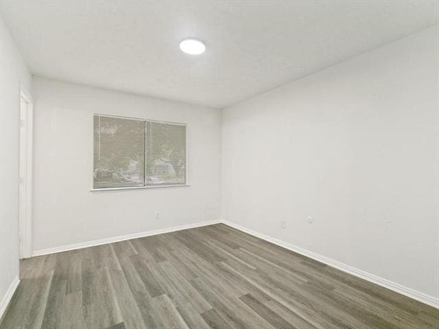 Photo - 905 Hawthorne Dr