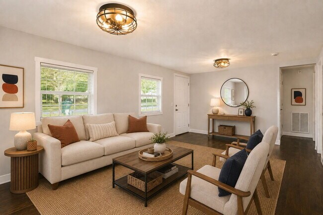 Photo - 1806 Dixon St