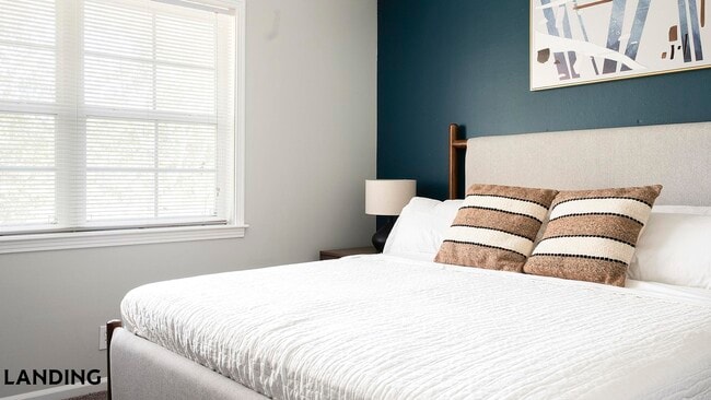 Photo - 231 New Shackle Island Rd Unidad G53