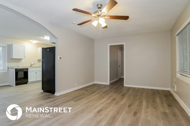 Photo - 10806 Bristol Terrace