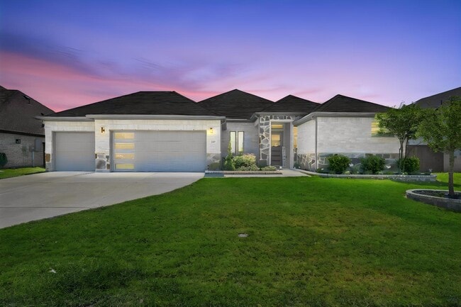 247 Half Moon Dr