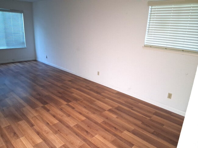 541 Giuffrida Ave Unit 541A Giuffrida Ave
