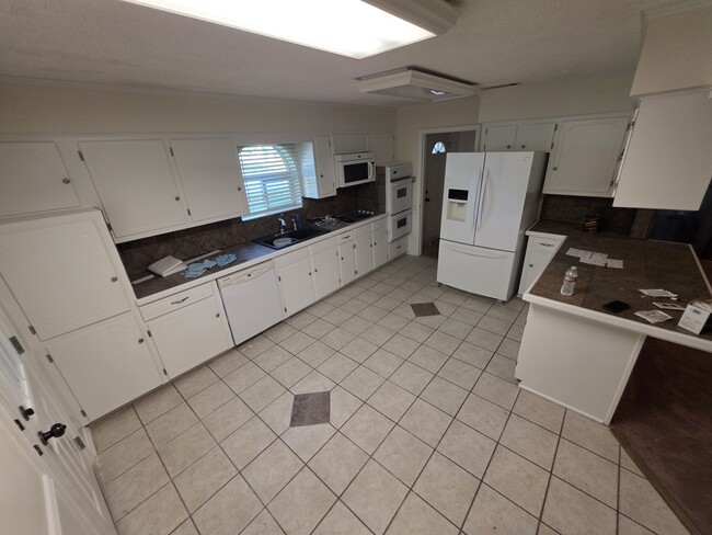 cocina - 4301 Southridge Dr