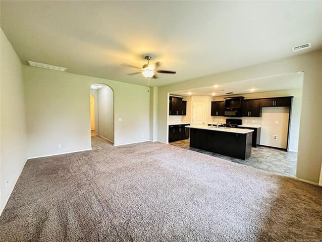 Photo - HOUSE FOR RENT