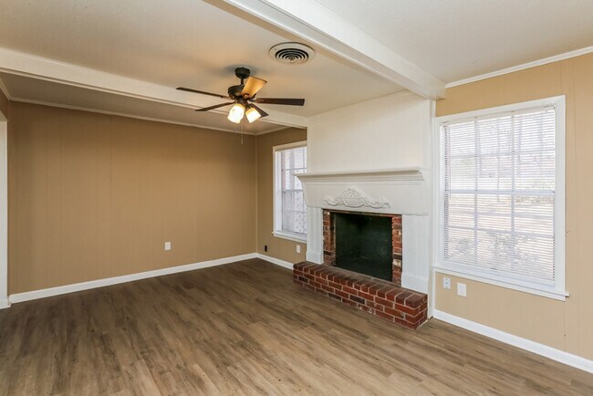 Photo - 1008 Tanglewood Dr