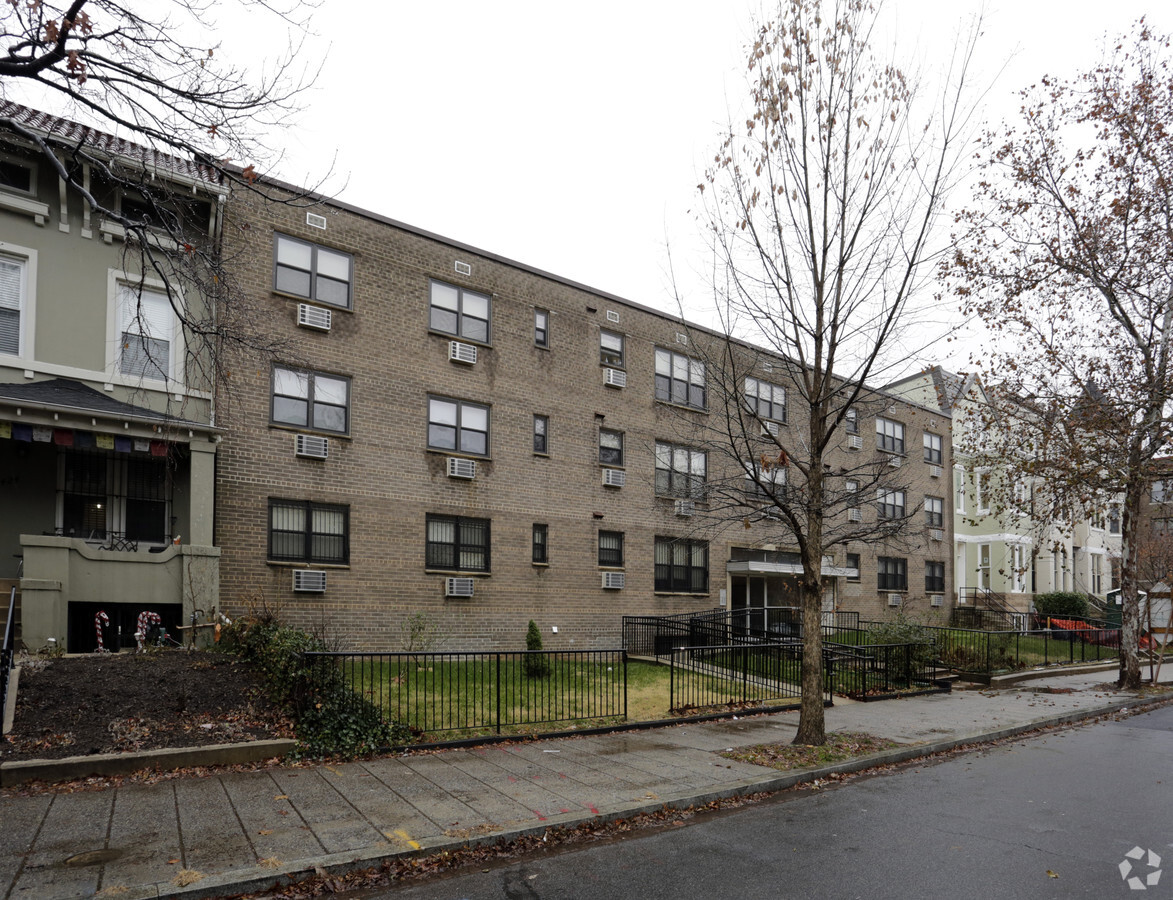 Photo - 1428 Euclid St NW Apartments
